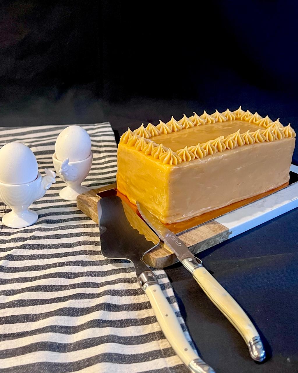 Torta Milhojas Manjar Huevo Mol